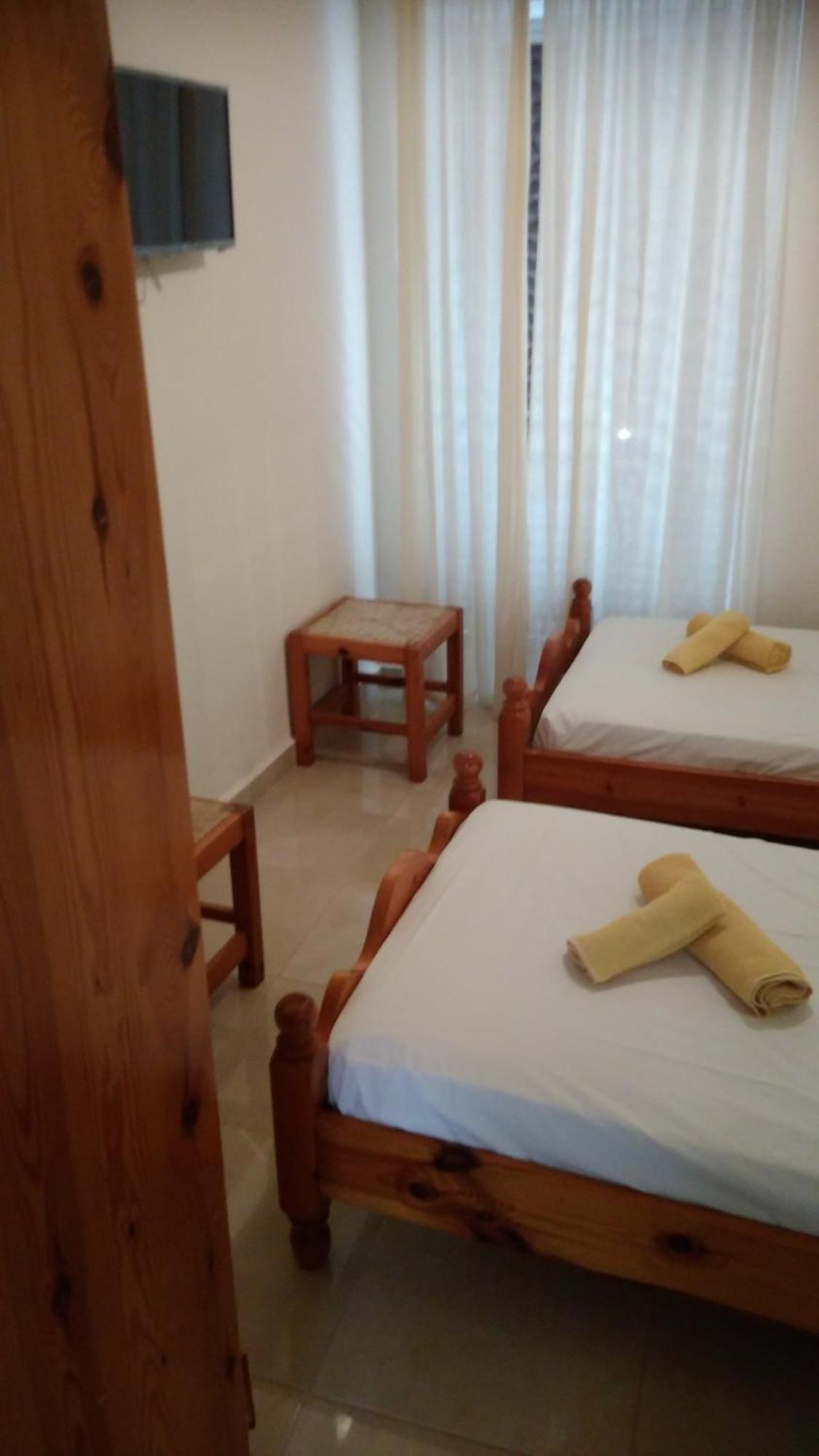 Mina Apartments Karpathos Exterior foto