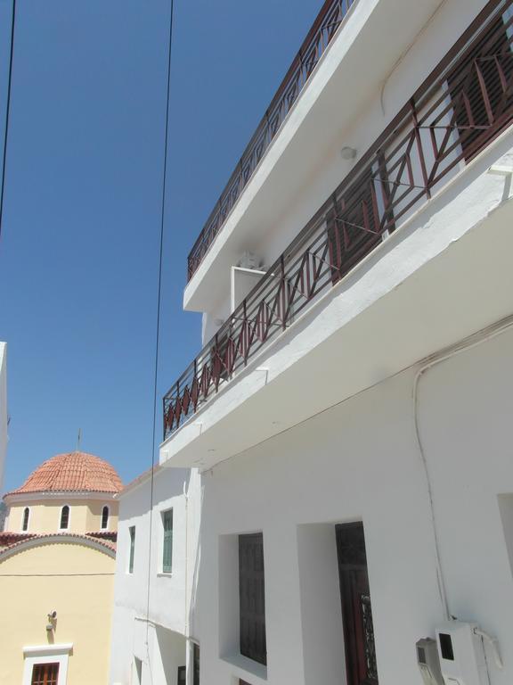 Mina Apartments Karpathos Exterior foto